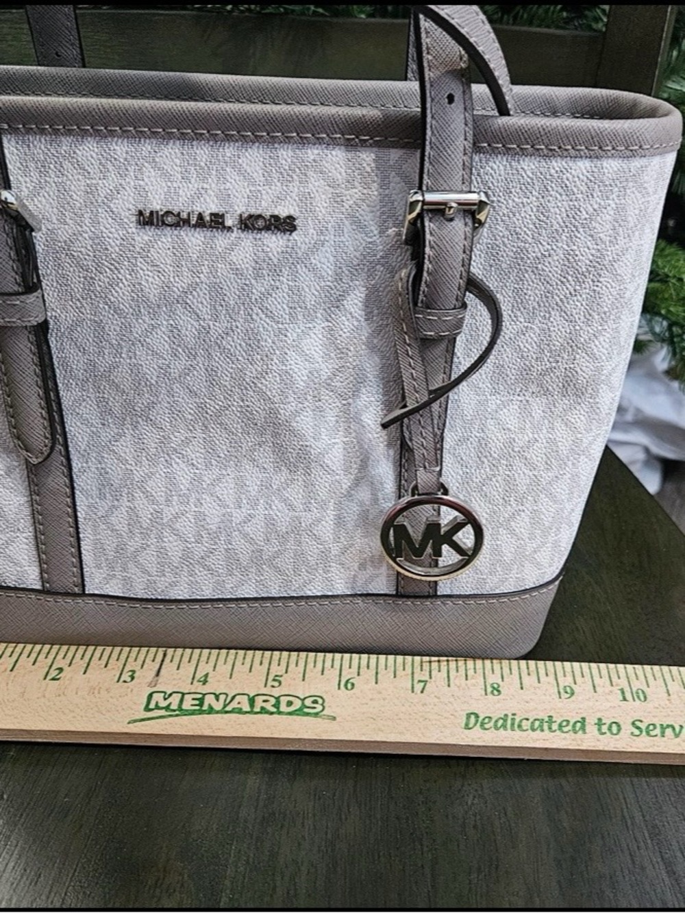 Michael Kors Signature MK Tote - Picture 3 of 9